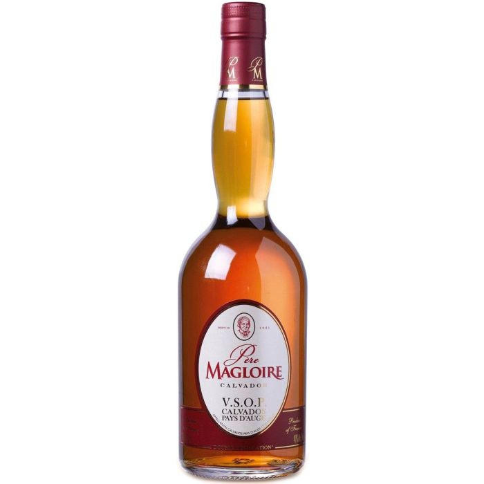 Кальвадос Pere Magloire VSOP, 0.7 л Кальвадос Pere Magloire VSOP, 0.7 л