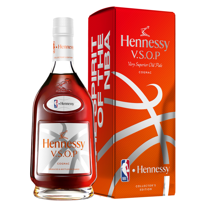 Коньяк Hennessy VSOP NBA Limited Edition. gift box, 0.7 л