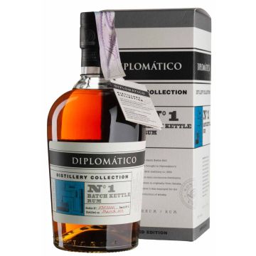 Ром Distillery Collection #1 Batch Kettle, gift box, 0.7 л