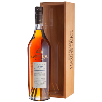 Коньяк Cognac Petite Champagne, 0.7 л
