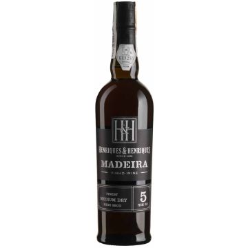 Мадера Henriques & Henriques Finest Medium Dry 5yo / "Finest Medium Dry 5yo", біле напівсухе, 0.5 л