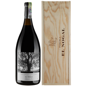 Вино Pago de los Capellanes Tinto Nogal, wooden box / Тінто Ногаль, дерев'яна коробка 2020, червоне сухе, 1.5 л