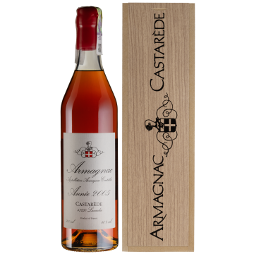 Арманьяк Armagnac Castarede, wooden box 2005, 0.7 л