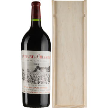 Вино Domaine de Chevalier Domaine de Chevalier, wooden box / Домен де Шевальє, дерев'яна коробка 1975, червоне сухе, 1.5 л