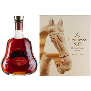Коньяк Hennessy XO CNY, gift box, 0.7 л