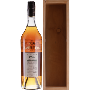 Коньяк Cognac Fins Bois 1976, 0.7 л