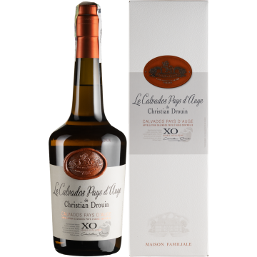 Кальвадос Calvados Pays d'Auge XO (gift box), 0.7 л