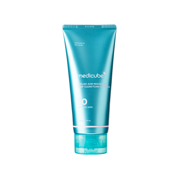 Пінка для вмивання з азелаїновою кислотою та ніацинамідом 120г Azelaic Acid Niacinamide Deep Clean Foam Cleanse, Medicube
