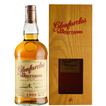 Віскі Glenfarclas The Family Cask, wooden box 1999, 0.7 л