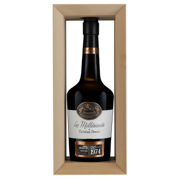 Кальвадос Calvados Coeur de Lion Pays d'Auge 1974, 0.7 л